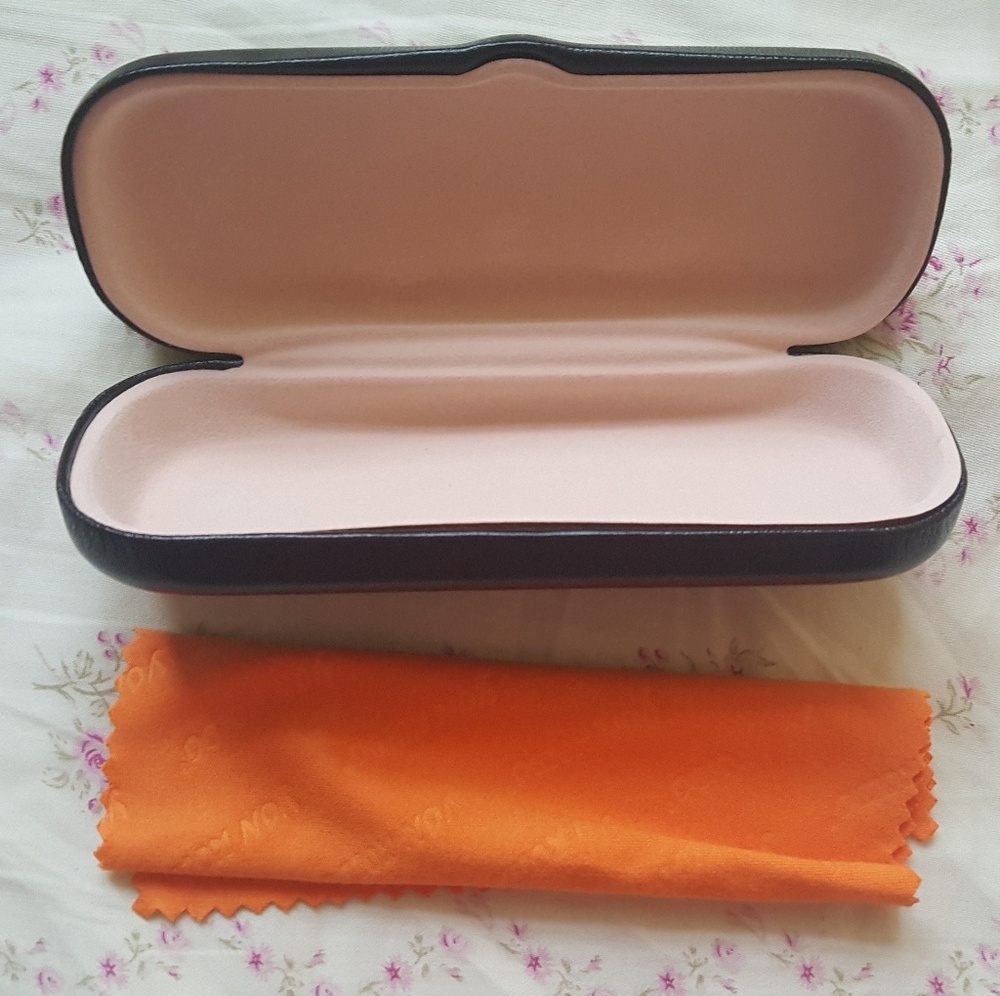 Black glasses case with cleaning cloth